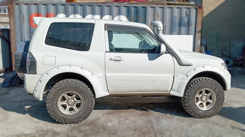 Расширители арок Mitsubishi Pajero 4 (2006-н.в. гг) 0