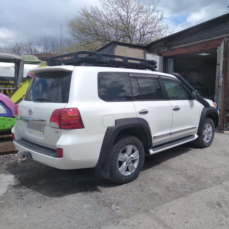 Расширители арок Toyota Land Cruiser 200 ( 2008-2015 ) 2