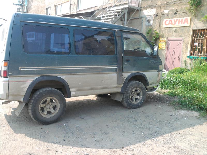 Расширители арок Mitsudishi Delica 25-35 кузов