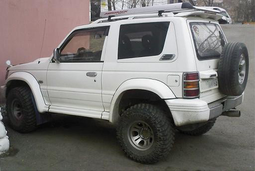 Расширители колёсных арок из стеклопластика на любой авто 2